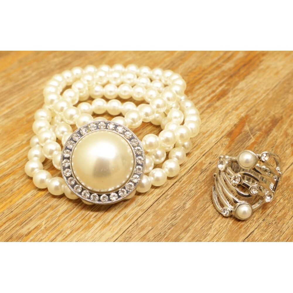 Paparazzi Faux Pearl Jewelry Lot Multi Strand Stretch Bracelet Wire Ring Set
